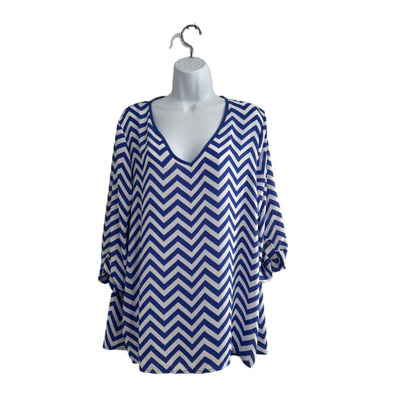 NWOT Kiara Royal Blue/White 3/4 Sleeve Chevron Print Hi Low Top XL (Flaw) - Picture 1 of 8